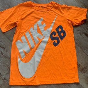 Nike graphic tee